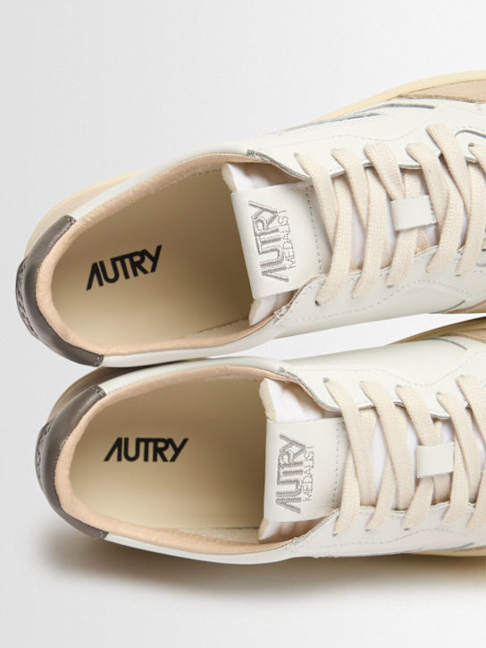 Autry Medalist Low sneakers