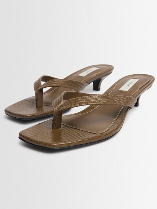 Toteme 35mm Lizard print leather thong sandals 3 Toteme 35mm Lizard print leather thong sandals