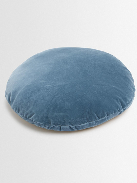 Christina Lundsteen Daisy cushion 3 Christina Lundsteen Daisy cushion