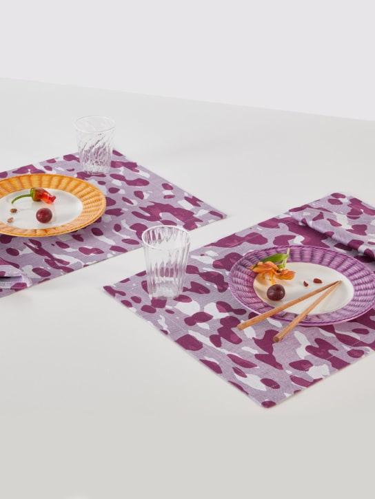 Stories Of Italy Set of 2 plum placemats