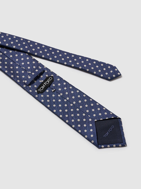 Tom Ford 8cm Polka dotted silk tie 6 Tom Ford 8cm Polka dotted silk tie