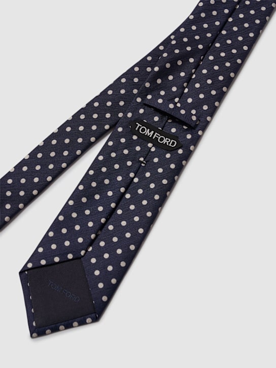 Tom Ford 8cm Polka dotted silk tie 9 Tom Ford 8cm Polka dotted silk tie