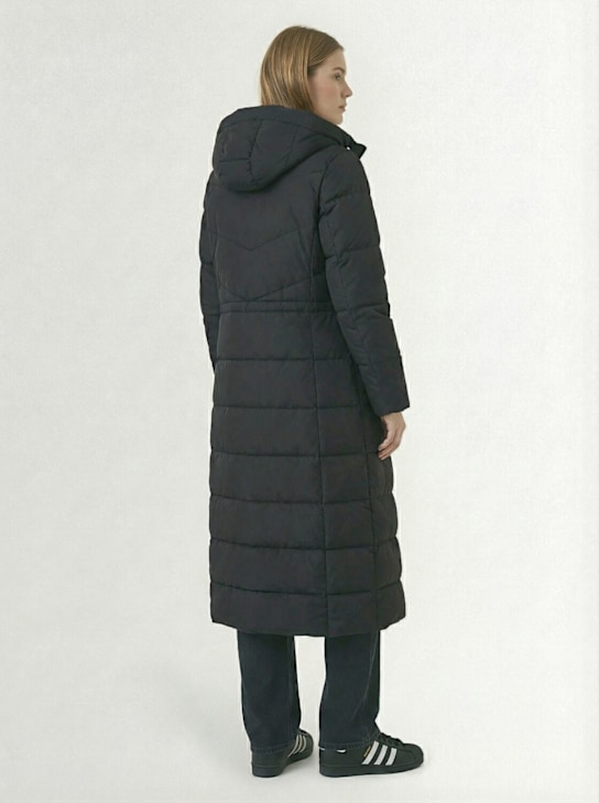 Moose Knuckles Flighweight Belle Cote down parka 3 Moose Knuckles Flighweight Belle Cote down parka