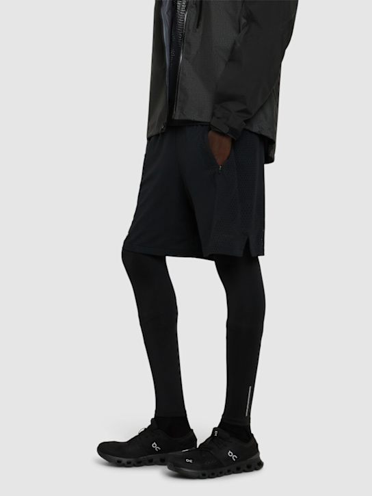 On Cloud X 4 sneakers