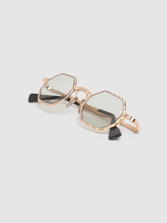 Kuboraum Berlin Z19 squared metal sunglasses