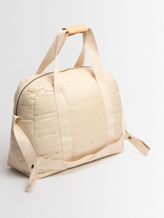 1 + IN THE FAMILY Changing bag 4 1 + IN THE FAMILY Changing bag