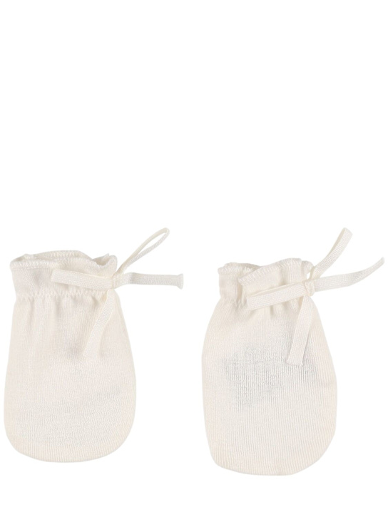 Bonpoint Hat, mittens, toy & body oil set