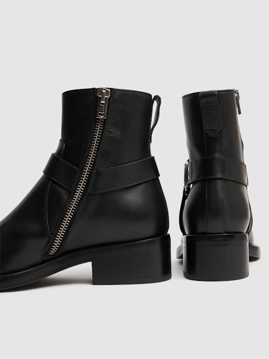 Mattia Capezzani Gaucho leather boots