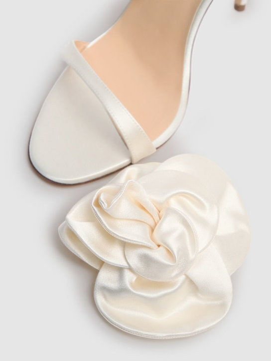 Magda Butrym 105mm Satin flower sandals 4 Magda Butrym 105mm Satin flower sandals