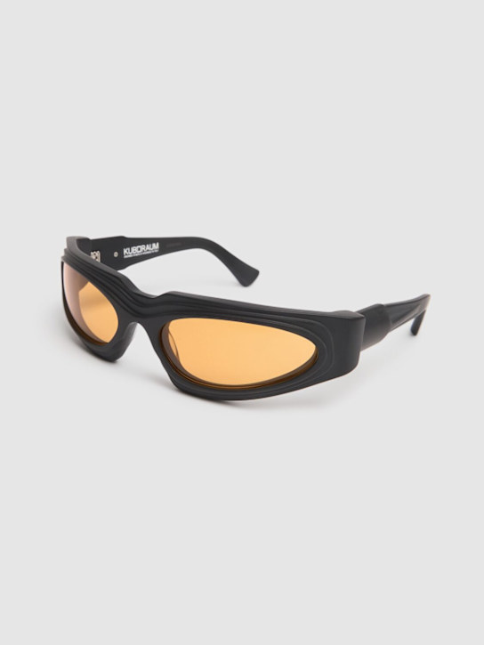 Kuboraum Berlin E21 cat eye acetate sunglasses