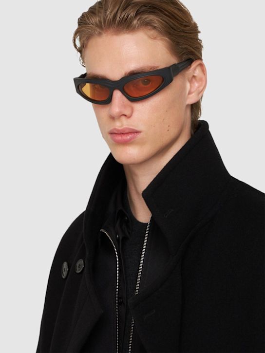 Kuboraum Berlin E21 cat eye acetate sunglasses 3 Kuboraum Berlin E21 cat eye acetate sunglasses