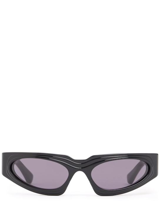 Kuboraum Berlin E21 cat eye acetate sunglasses