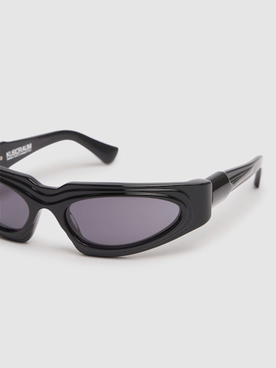 Kuboraum Berlin E21 cat eye acetate sunglasses