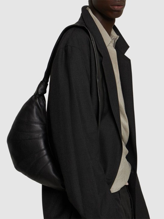 Lemaire Small Croissant grain leather bag 8 Lemaire Small Croissant grain leather bag