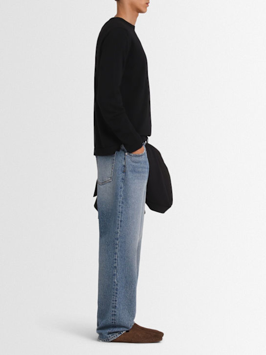 The Core Lightweight wool knit crewneck sweater 11 The Core Lightweight wool knit crewneck sweater