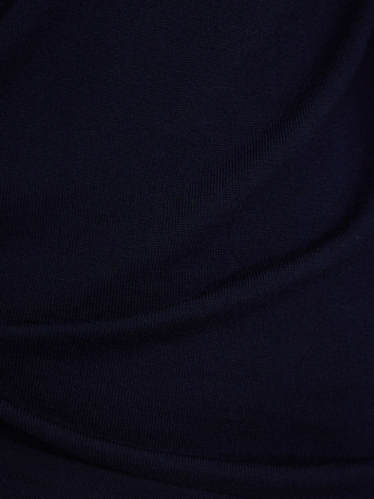 The Core Lightweight wool knit crewneck sweater 21 The Core Lightweight wool knit crewneck sweater