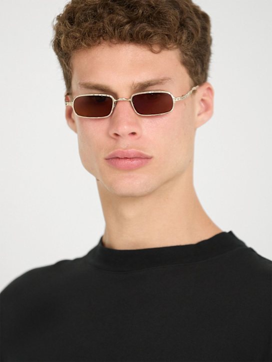 Kuboraum Berlin Z18 squared metal sunglasses