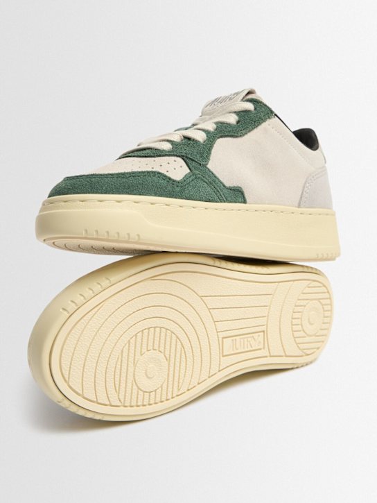 Autry Medalist low leather lace-up sneakers 3 Autry Medalist low leather lace-up sneakers