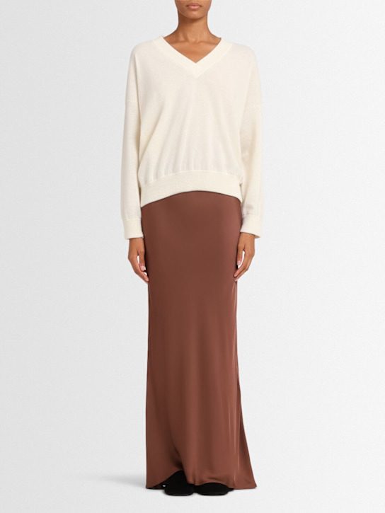 Annagreta Evelyn wool knit V-neck sweater